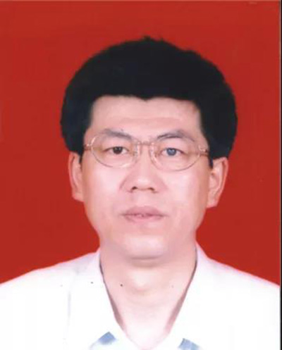 ʦ